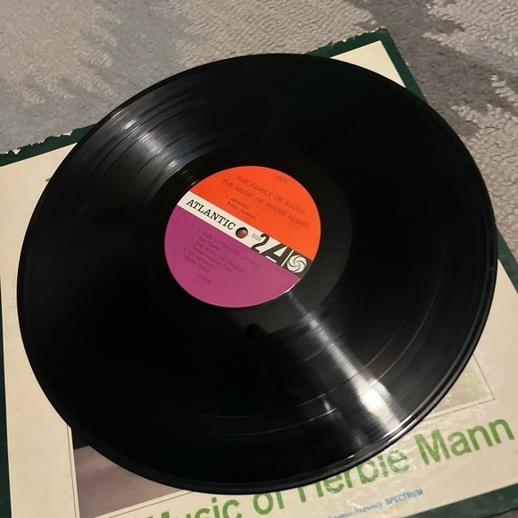 Herbie Mann - The Family of Mann vintage vinyl record from 1961 - Picture 6 of 10